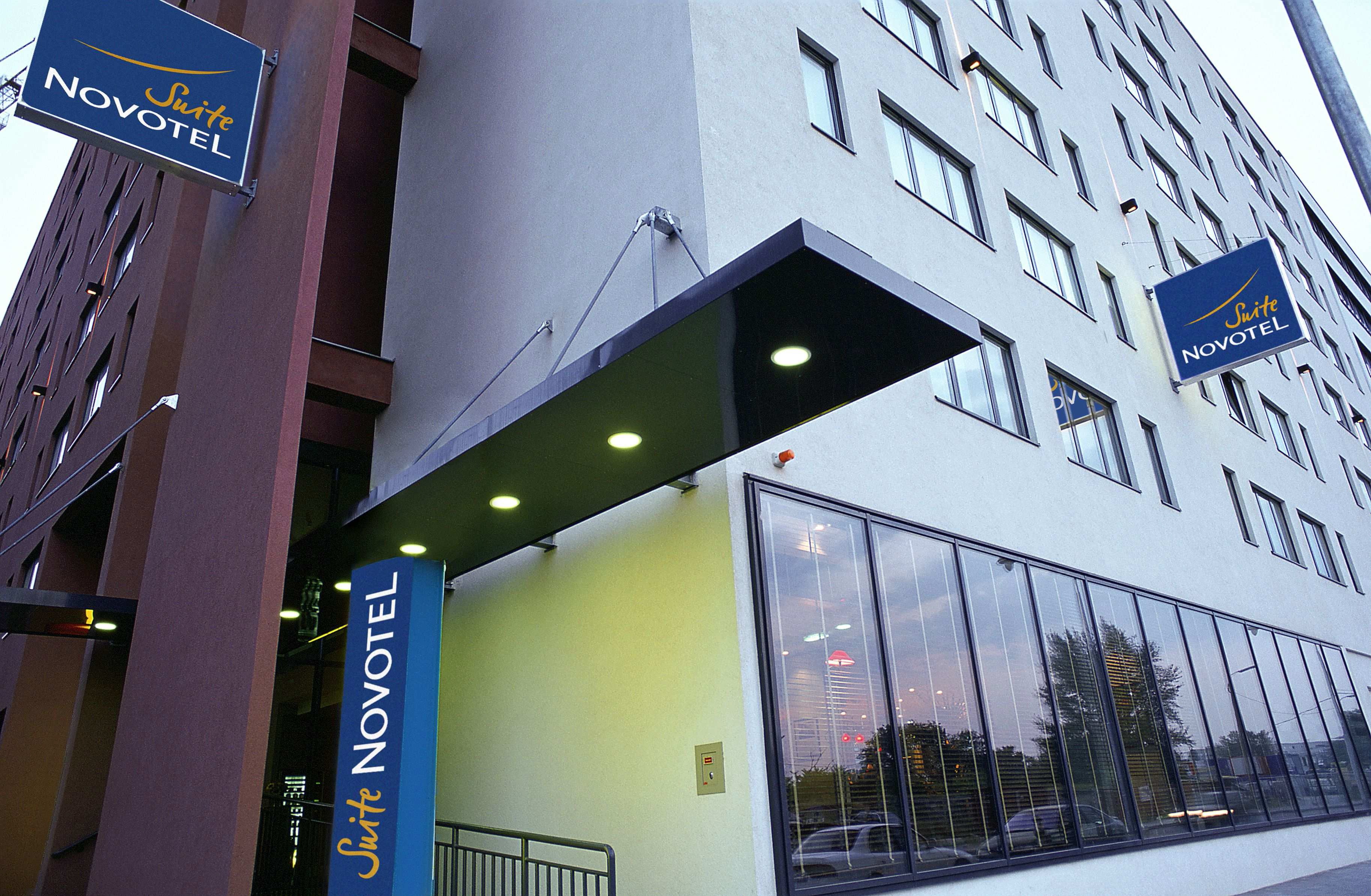 Novotel Suites 1.jpg